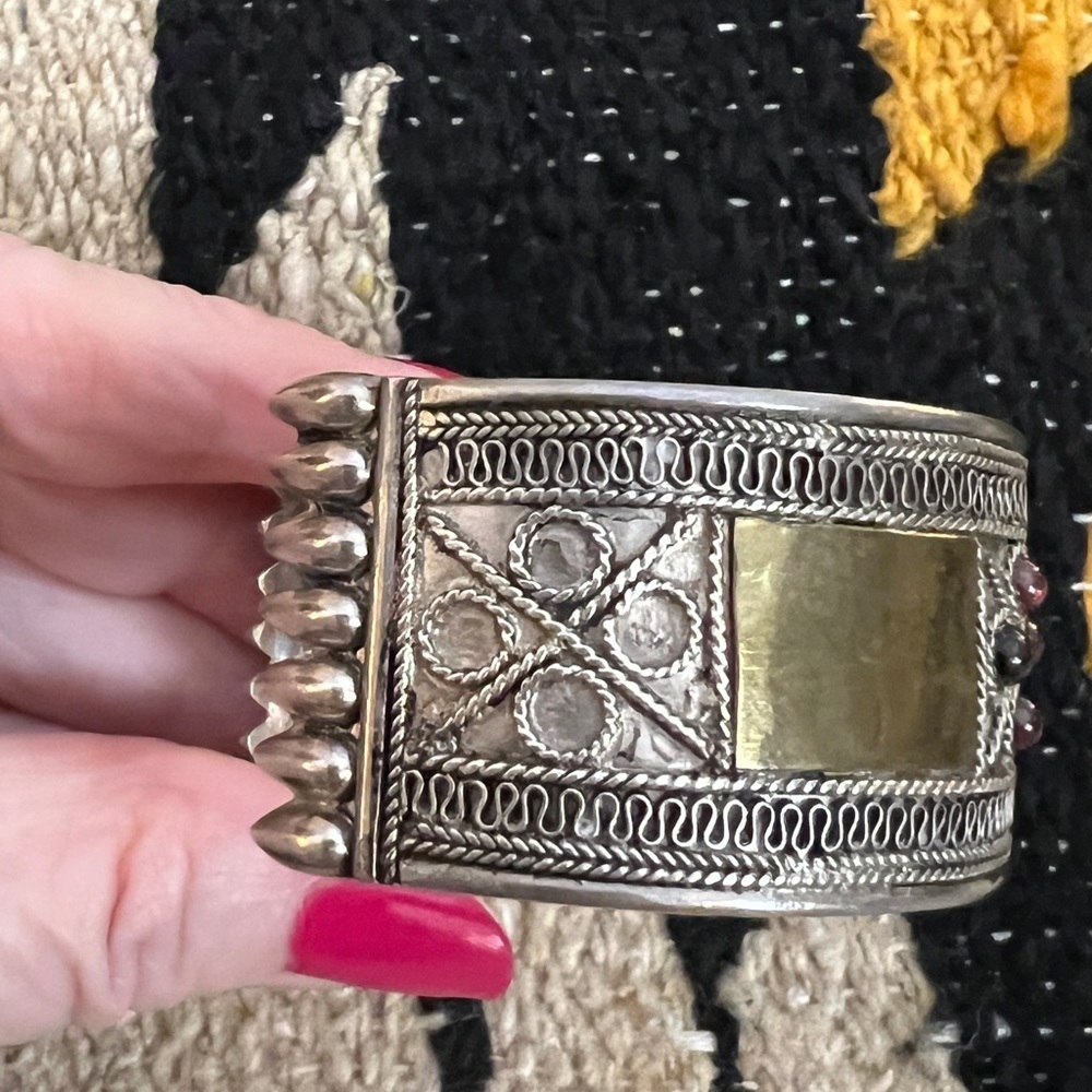 ❤️ Old Pawn Ethnic 12 Gemstone 925 Cuff 32.2 Gm Decorative Scroll Motifs - Picture 6 of 15